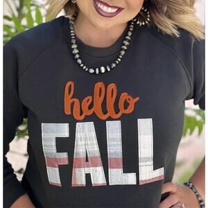 NEW TEXAS TRUE THREADS hello fall applique sweatshirt in black